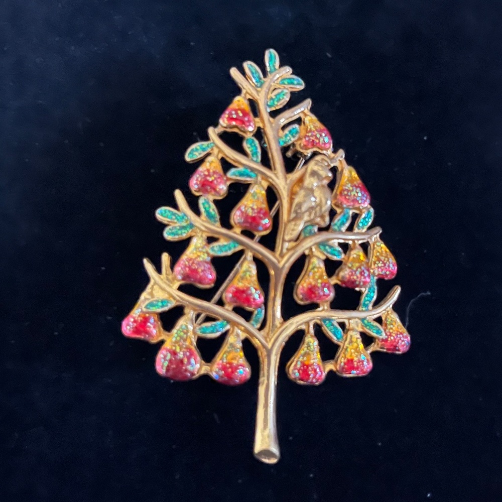 Vintage Partridge In A Pear Tree Gold Tone Metal Christmas Pin Brooch